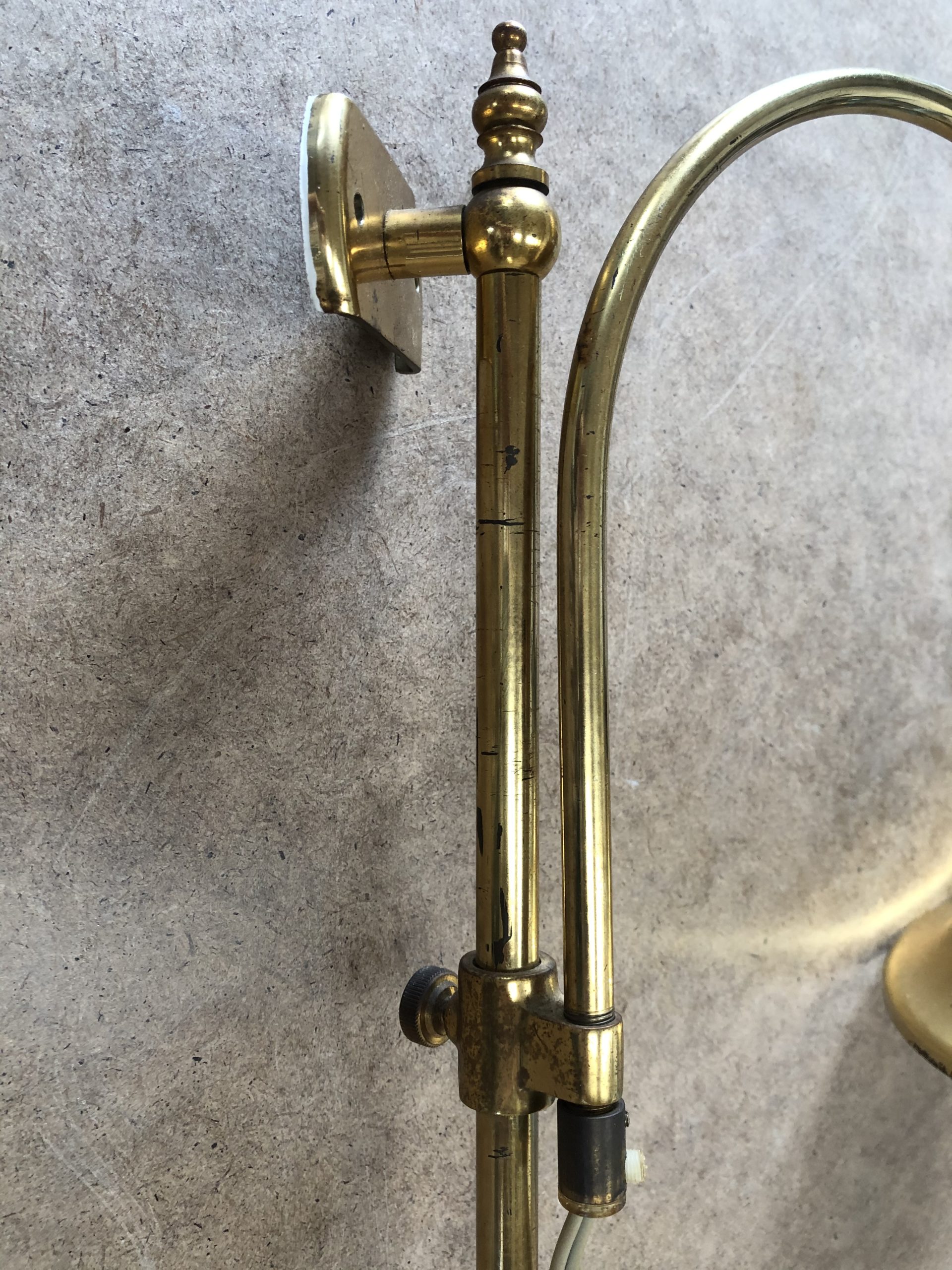 0FD297E1-50D7-44E7-A4BF-4737EA04AC45