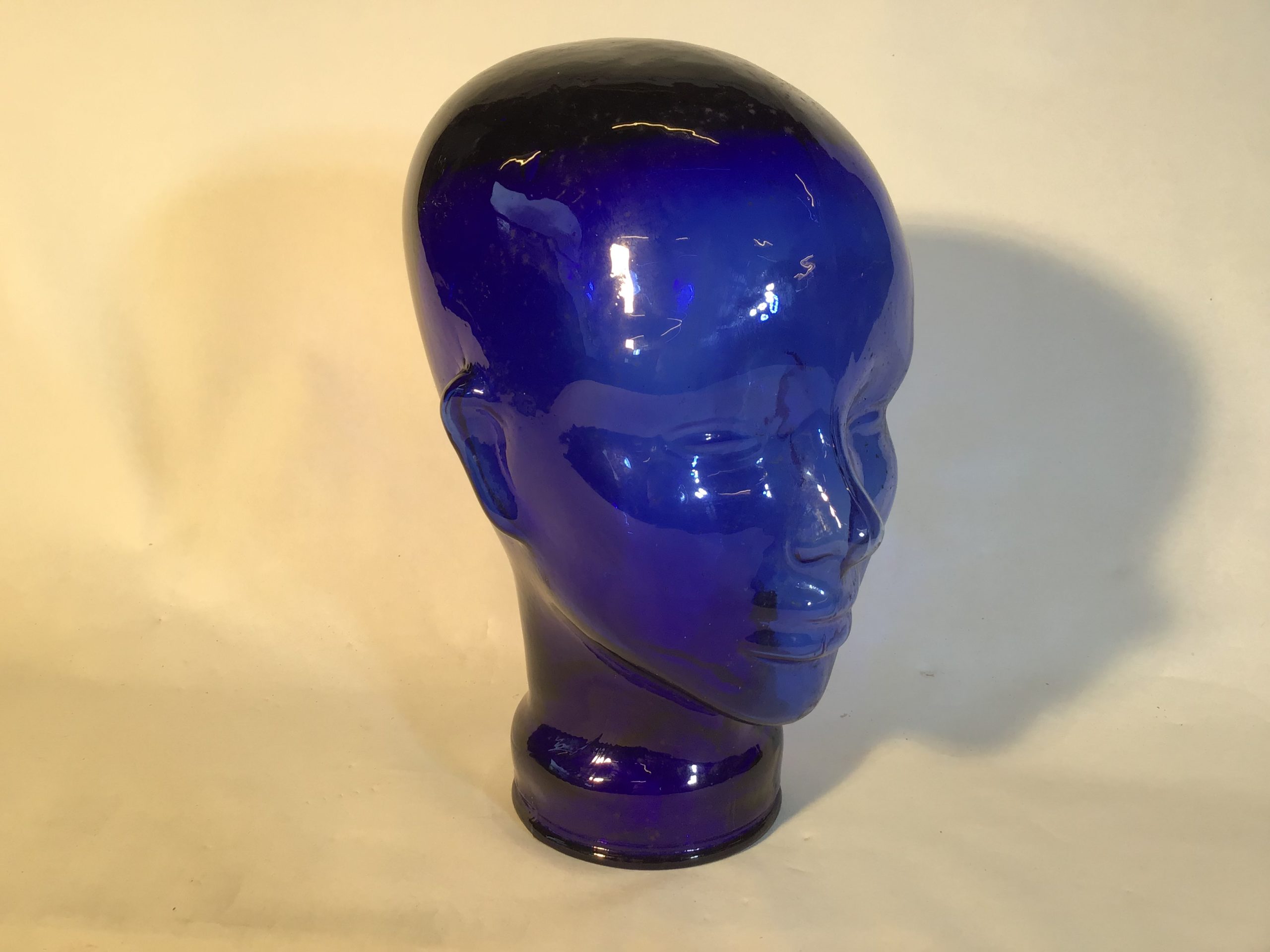 28062AEA-D016-48BC-B532-438256F7F221